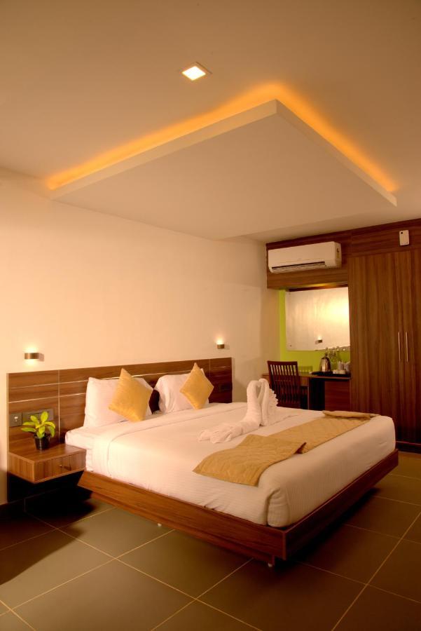 Silver Storm Resort Athirappilly Luaran gambar